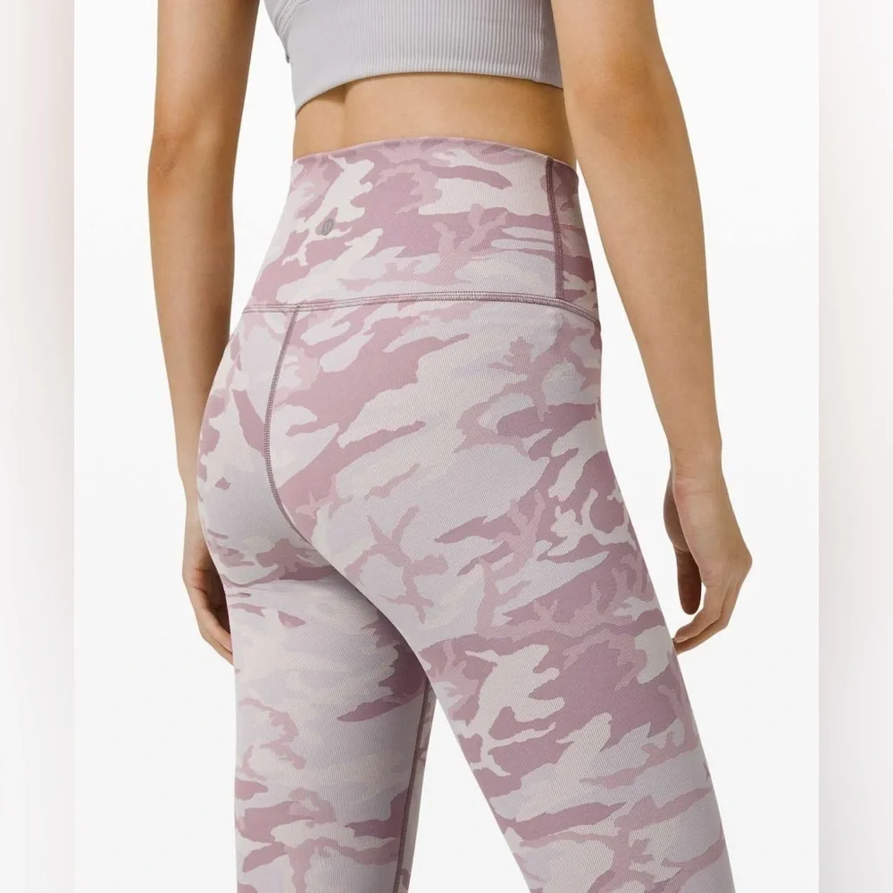 Lululemon Wunder Under High-Rise Tight 28